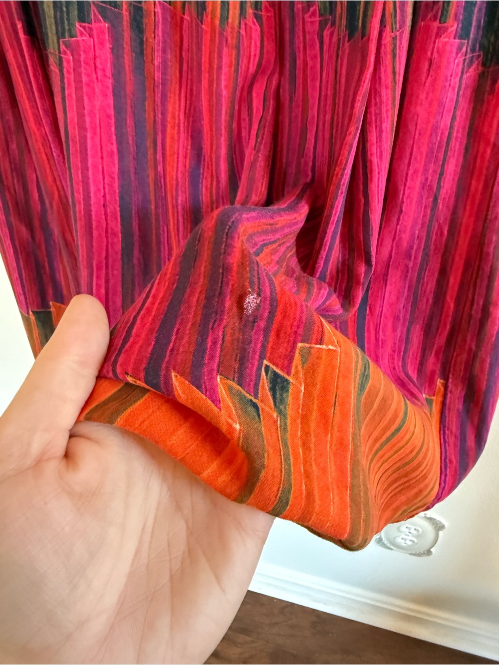 HUNTER BELL • Sunflare Midi Skirt
Colorful Boho Bohemian
Peasant Retro Size 12 - Picture 2 of 8